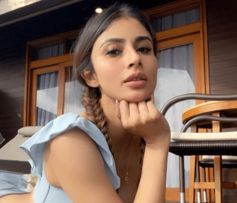 Mouni Roy in Bathing Suit is “Wow”