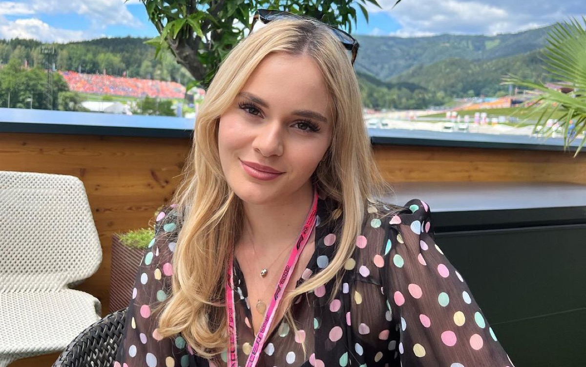 Holly Ramsay in Bathing Suit Says