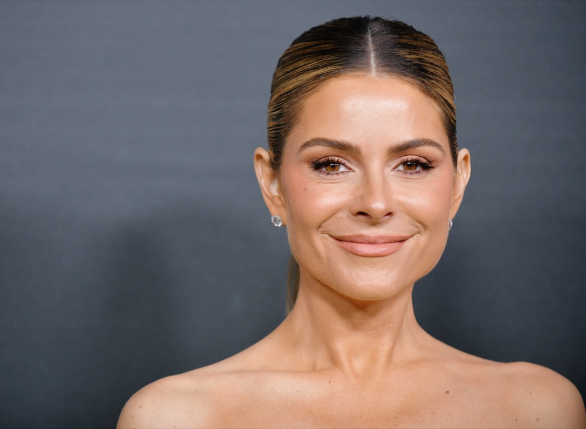 Maria Menounos in Bathing Suit Shows Off “Backyard Transformation ...