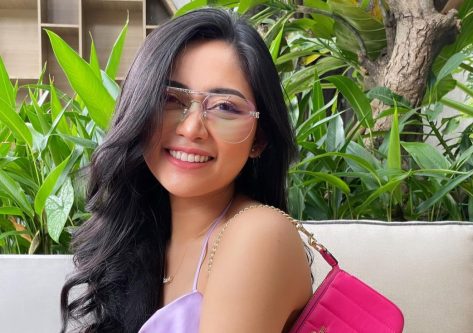 Rachel Vennya in Bathing Suit is “So Beautiful”