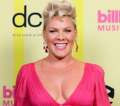 Pink in Bathing Suit Says "Mexico Makes Me Thirsty"