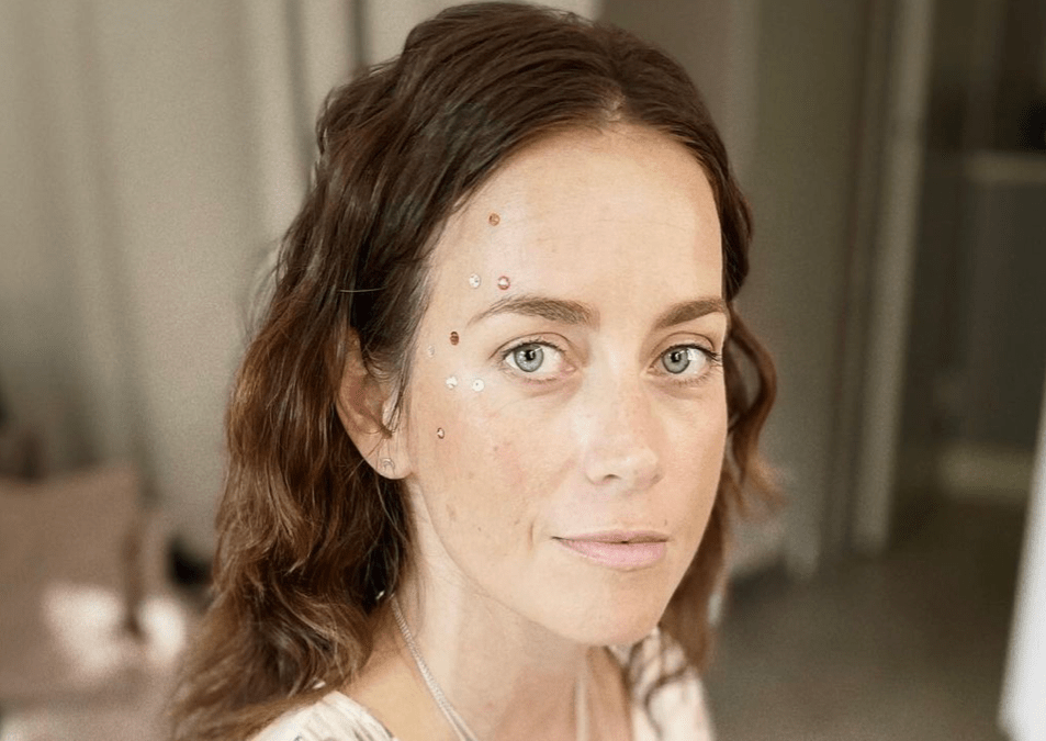 Iina Kuustonen in Bathing Suit Has a