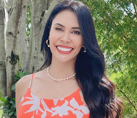 Martha Isabel Bolaños in Bathing Suit Has “the Ability to Enjoy”