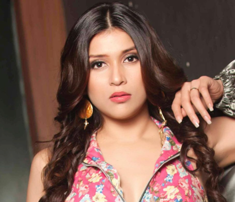 Mannara Chopra in Bathing Suit Has “LA Vibes”