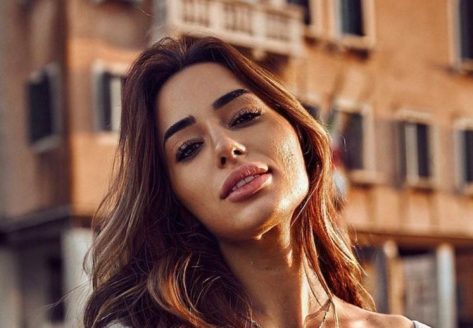 Bru Luccas in Bathing Suit is “Hermosa”