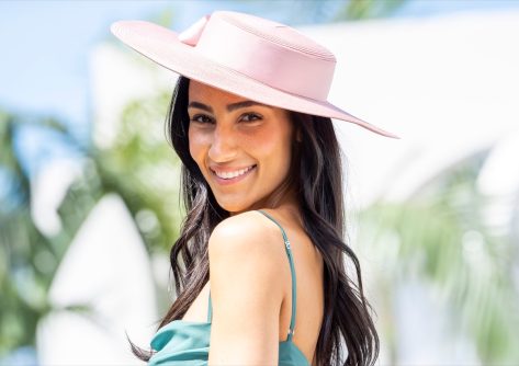 Tayla Damir in Bathing Suit Shares a Special Selfie