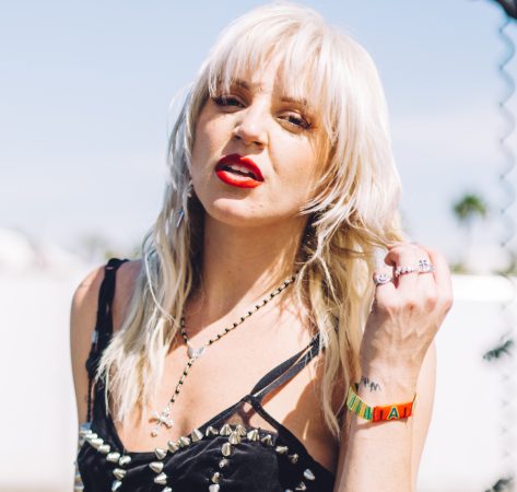 GG Magree in Bathing Suit Gets an “I Love You” From Sarah Hyland