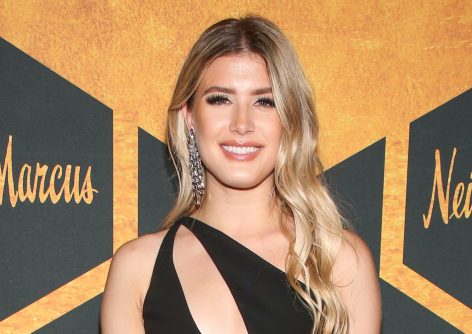Genie Bouchard in Bathing Suit is "On Vacay, Don't Text"