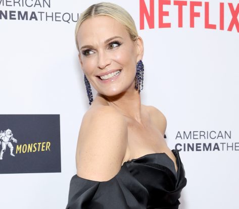 Molly Sims in Bathing Suit is "Out of Office"