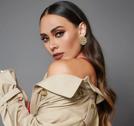 Macky González in Bathing Suit Says “You Are What You Do When Nobody Sees You”