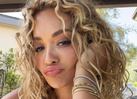 Rita Ora in Bathing Suit Has a “Happy Birthday”