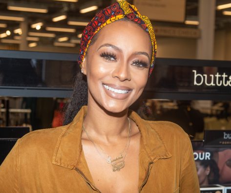 Keri Hilson in Bathing Suit Says “I Love the Water”