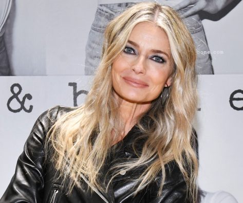 Paulina Porizkova in Bathing Suit Says "Every Woman is Beautiful"