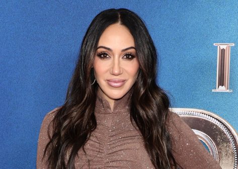 Melissa Gorga in Bathing Suit Has a “Salt Water in the Curls Kinda Day”