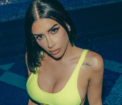 Karime Pindter in Bathing Suit Shares a Special Selfie