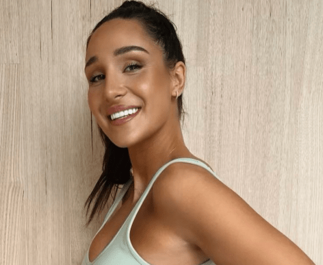 Kayla Itsines in Bathing Suit Says “This is an Awesome Journey”