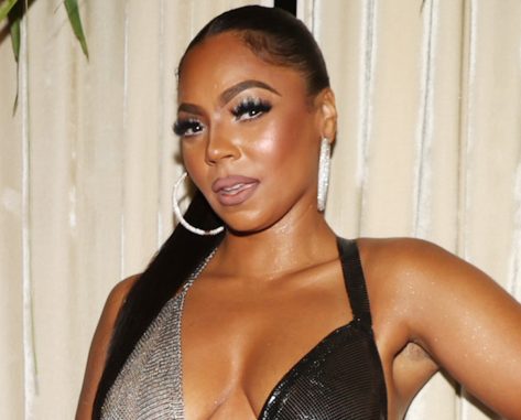 Ashanti in Bathing Suit is a "Bahama Mama"