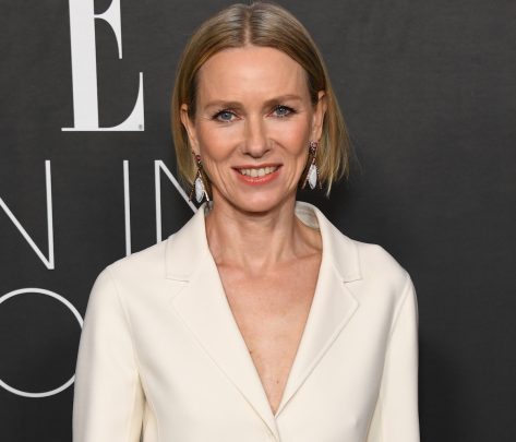 Naomi Watts in Bathing Suit Says “2023 I’m Coming in Hot”