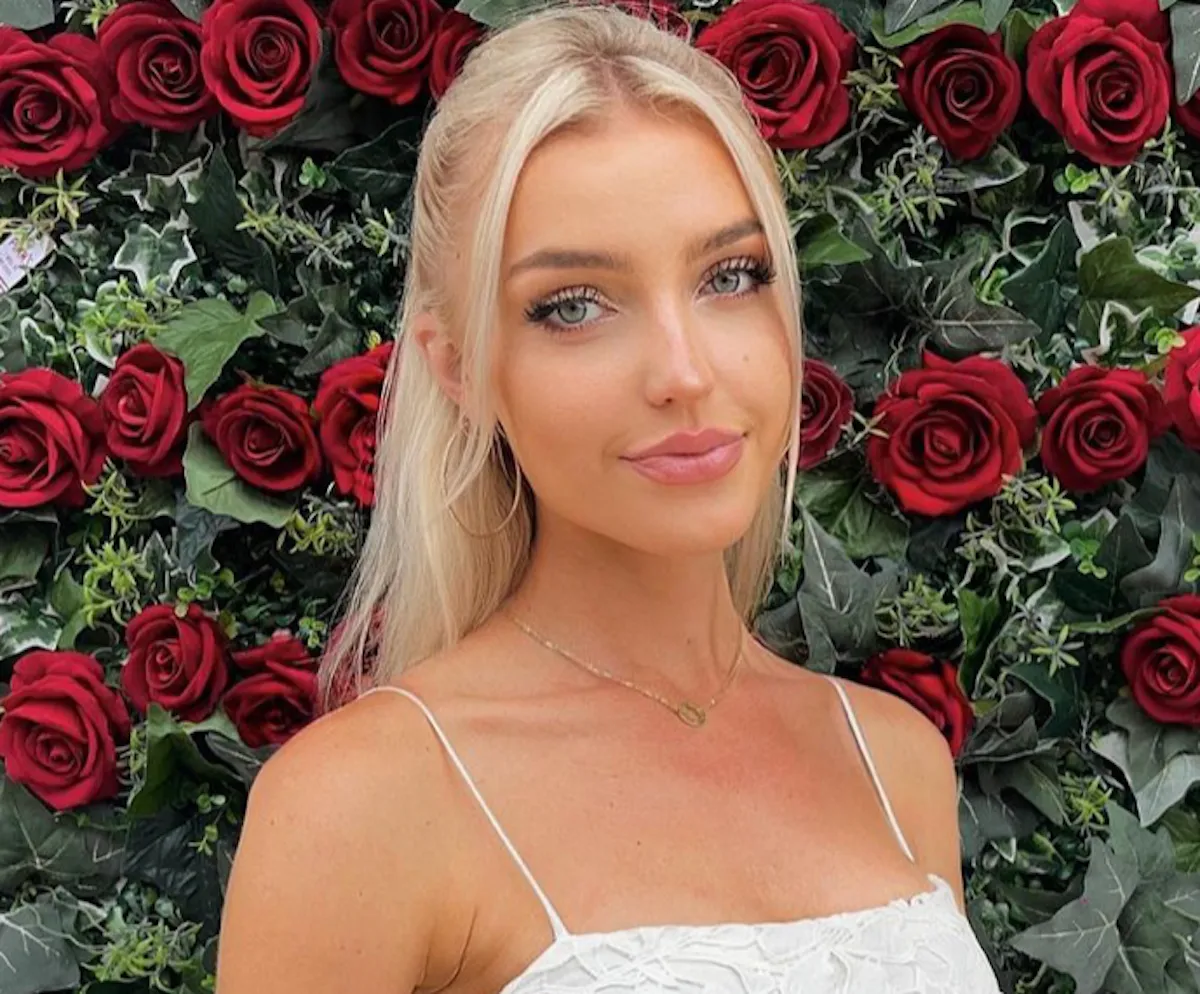 Morgan Riddle in Bathing Suit Says