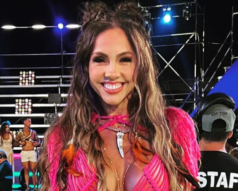 Paloma Fiuza in Bathing Suit Goes for a Swim