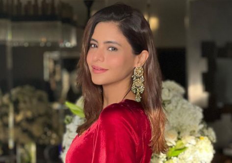 Aamna Sharif in Bathing Suit Says “It’s a Good Kind of Madness”