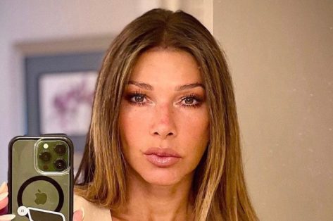Catherine Fulop in Bathing Suit Says “Let’s Go Beautiful”