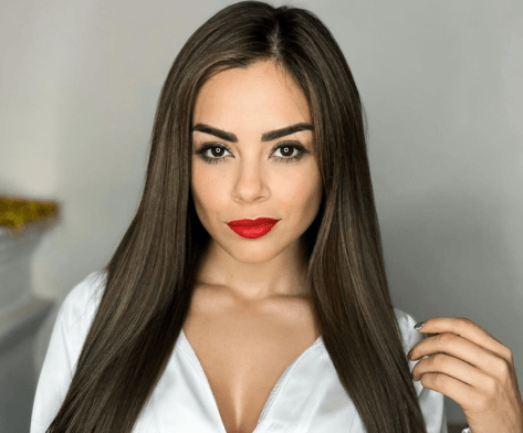 Gaby Ramírez in Bathing Suit Says “I’m Complex”