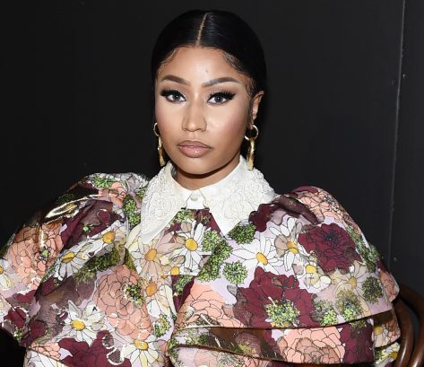 Nicki Minaj in Bathing Suit Makes “Queen Radio” Announcement