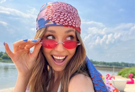 Izabella Krzan in Bathing Suit Swims With “Seals and Dolphins”