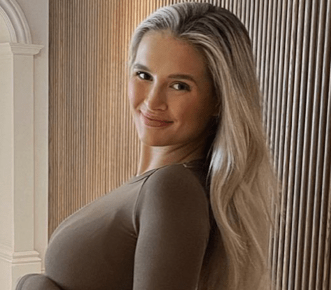 Molly-Mae Hague in Bathing Suit Shares a Special Selfie