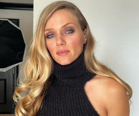 Tracy Spiridakos in Bathing Suit Enjoys “Birthday Wishes”