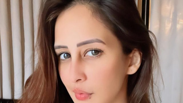 Chahatt khanna