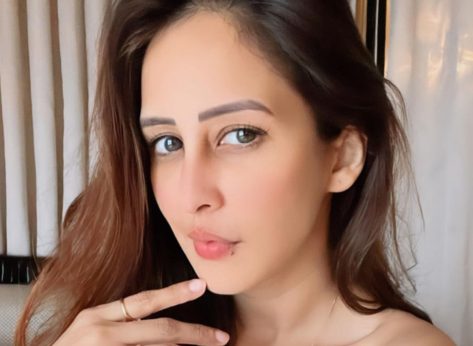Chahatt Khanna in Bathing Suit Has “Old Pic but Epic”