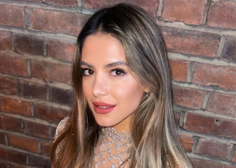 Sarah Kohan in Bathing Suit Wants a “European Summer”