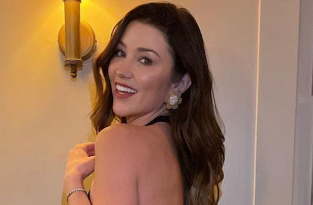 Catherine Harding in Bathing Suit Says “Breathe” — Celebwell