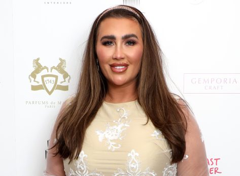 Lauren Goodger in Bathing Suit Shares an "Oldie but Goodie"