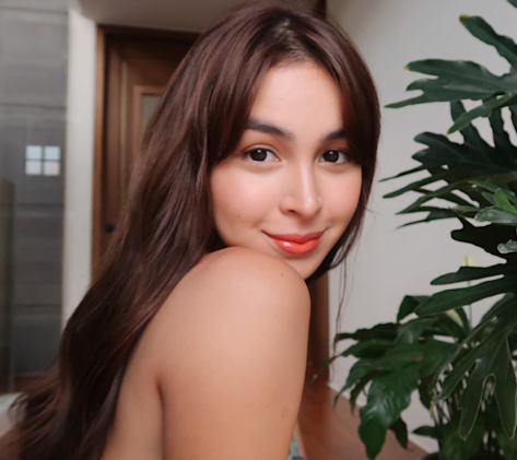 Julia Barretto in Bathing Suit Says "Join Us"