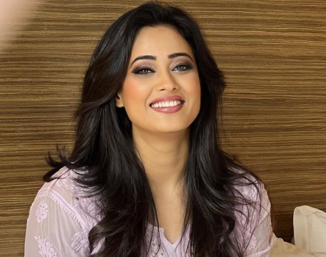 Shweta Tiwari in Bathing Suit Has a “Day Out”