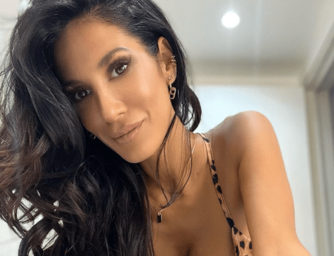 Silvina Escudero in Bathing Suit Says “How Nice to be Together”