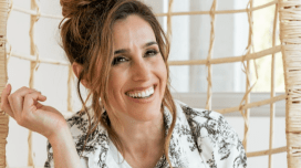Soledad Pastorutti in Bathing Suit Says "Bye"