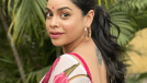Sumona Chakravarti in Bathing Suit Makes the Most of "Golden Hour"