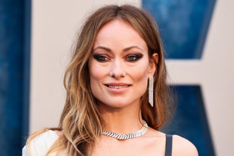 Olivia Wilde in Bathing Suit Hits the Beach With Pal