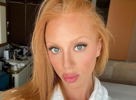Anna Ermakova in Bathing Suit Has “Nice Saturday”