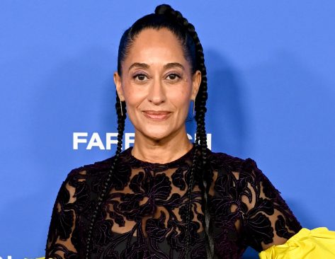 Tracee Ellis Ross in Bathing Suit is a "Queen"