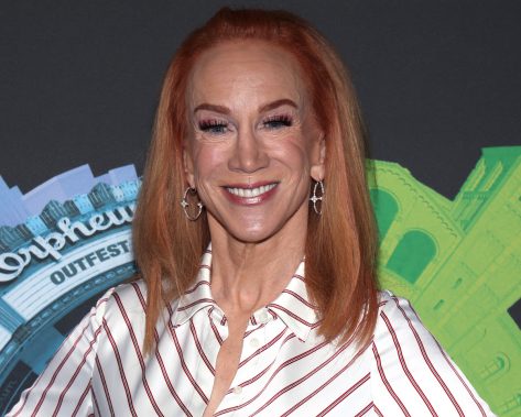 Kathy Griffin in Bathing Suit Says “Look at This Body!”