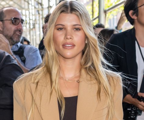 Sofia Richie in Bathing Suit Gets Some Sun