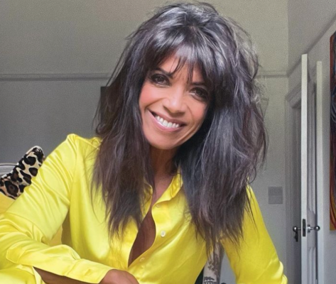 Jenny Powell in Bathing Suit is “Waiting for the Rays”