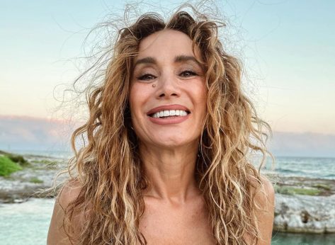 Alejandra Fosalba in Bathing Suit Had “Vacation”