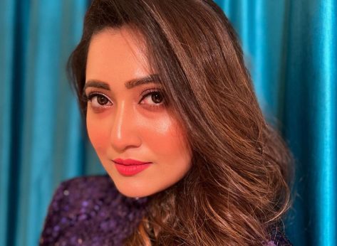 Sampurna Lahiri in Bathing Suit Says “Be Your Own Sunshine”