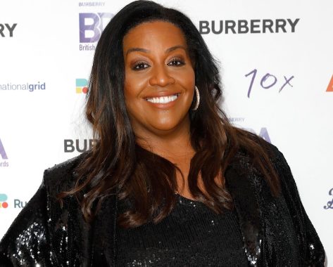 Alison Hammond in Bathing Suit Shares “Sunday Mood”